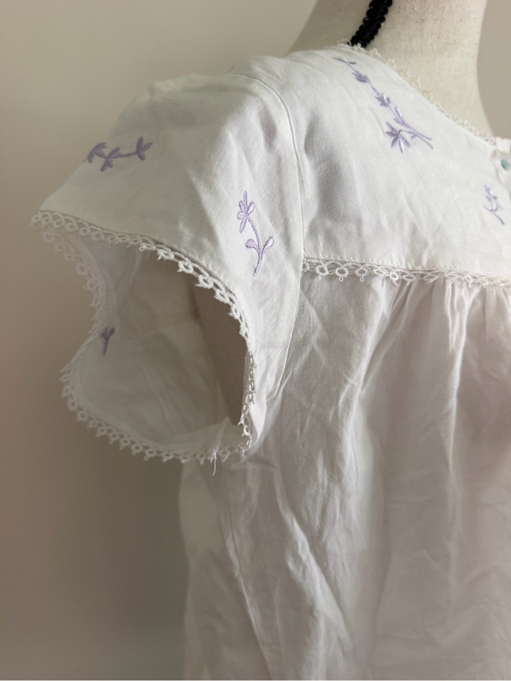 Vintage Victoriana Top - Picture 5 of 9